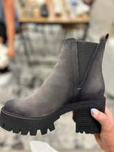 Load image into Gallery viewer, Charcoal Ombre Boots
